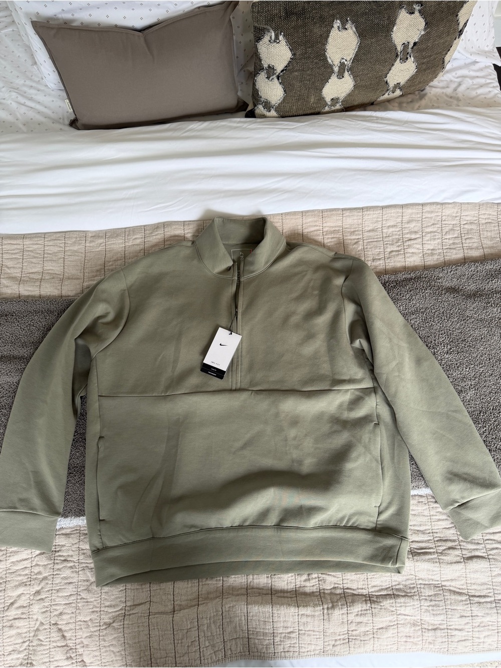 Nike 24.7 Impossibly Soft Mens Dri Fit 1/2 Zip Top Mens Size XL Retail $125